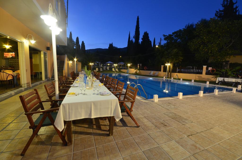 Dominoes Corfu Aparthotel Ipsos Exterior photo